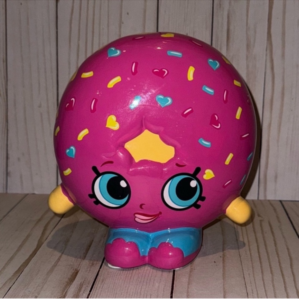Shopkins D’lish Donut piggy bank